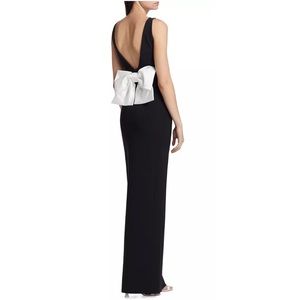 CHIARA BONI BRESTINA FITTED GOWN